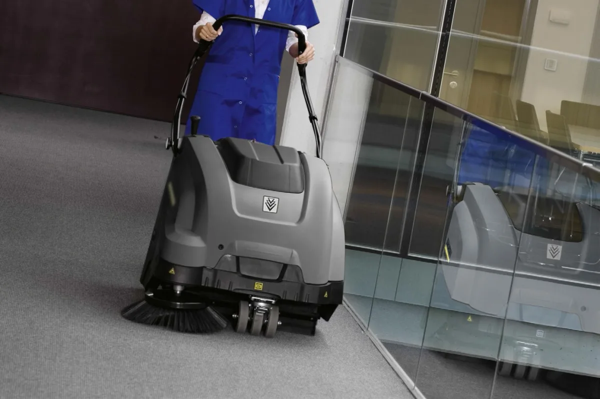 Balayeuse mécanique accompagnée karcher 75 cm sur batterie - photo 2