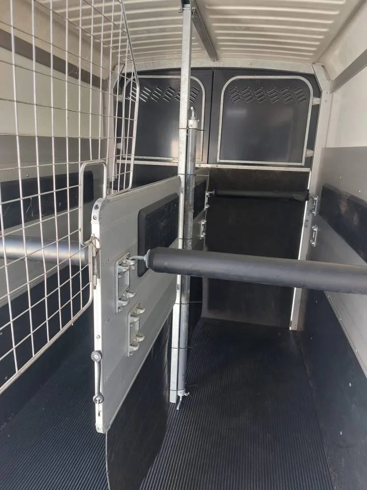 Remorque chevaux HBX511 2 places spacieux - reconditionné - photo 5