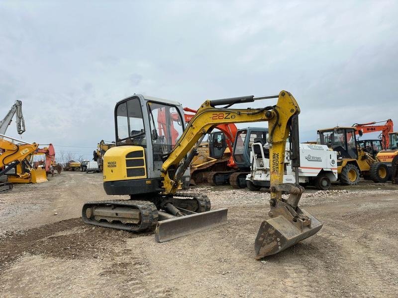 Wacker Neuson 28Z3 RD, (2009), 3200 timer, 2,67T - brukt