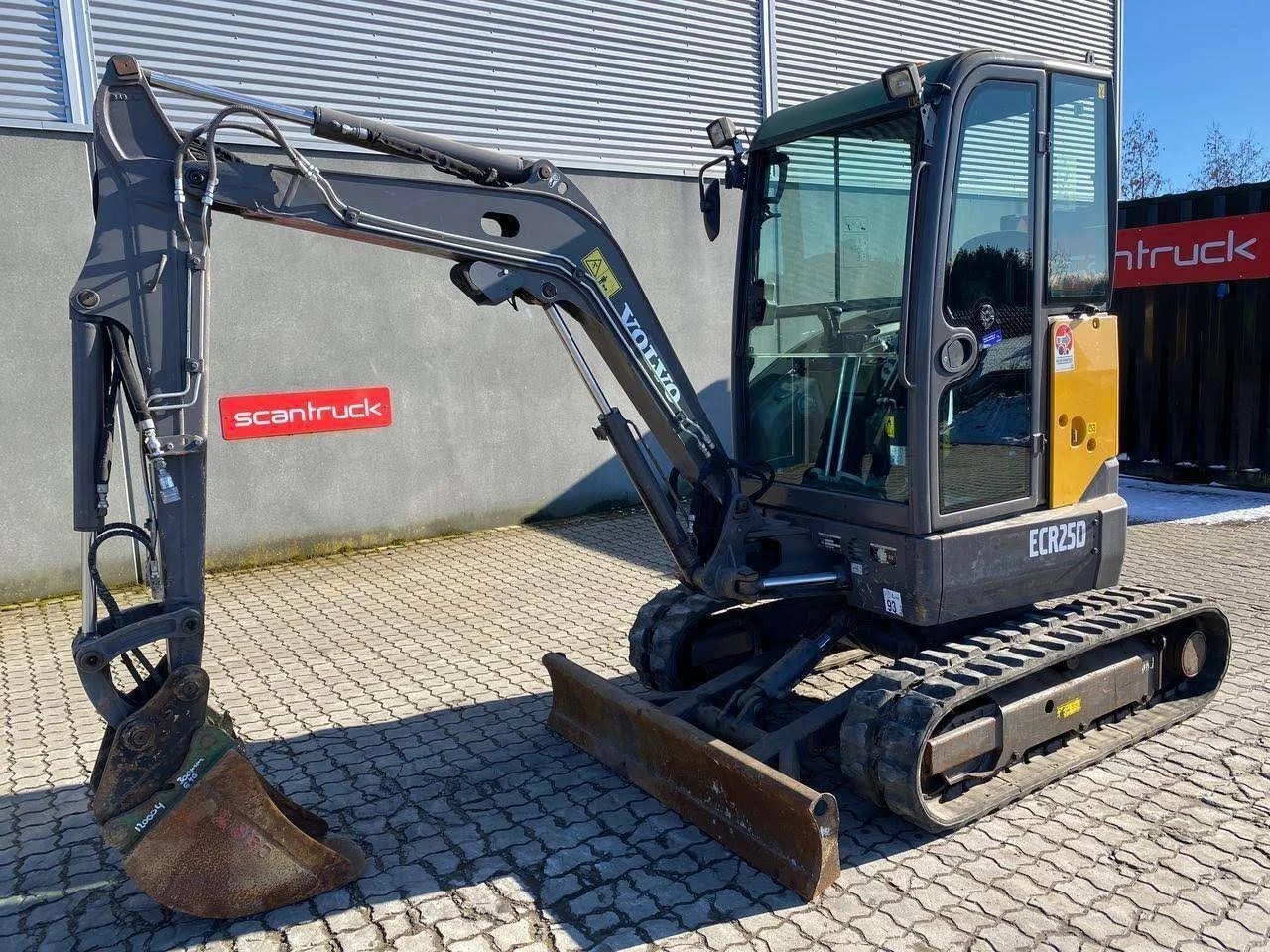 Volvo ECR25, (2015), 1375 heures, 2.5T - occasion
