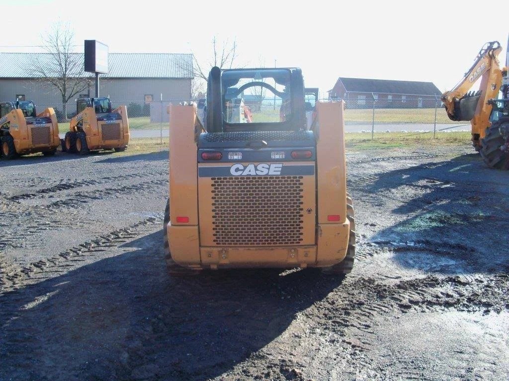 Chargeuse compacte Case SR200 – 2011 - photo 2