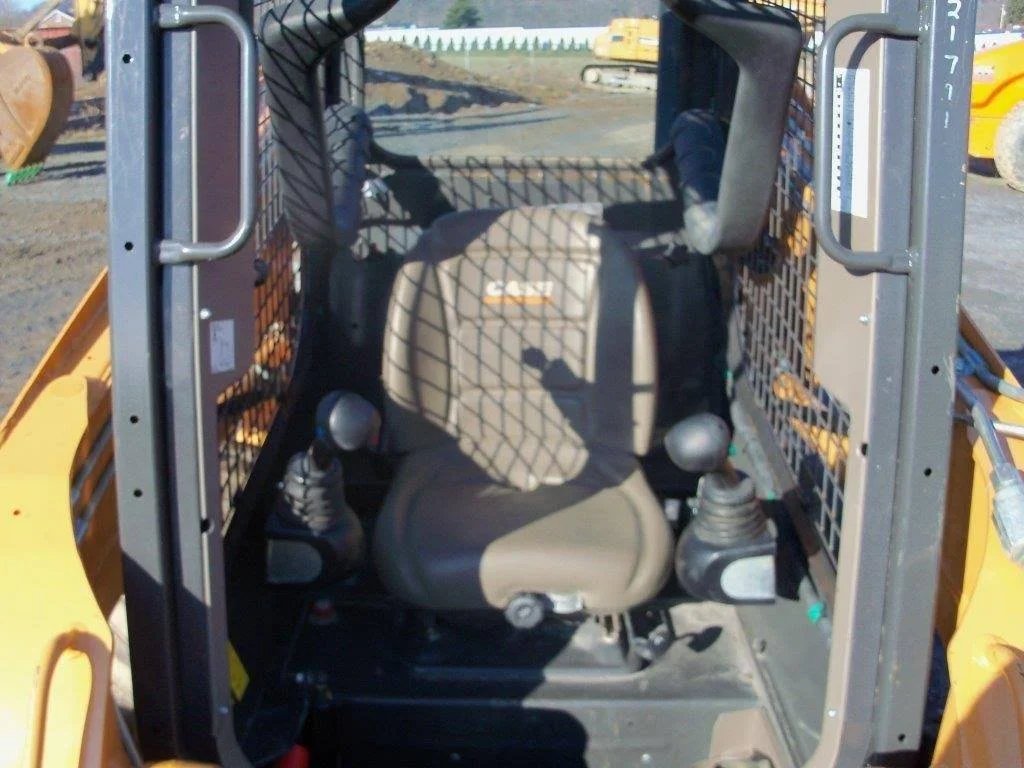 Chargeuse compacte Case SR200 – 2011 - photo 3