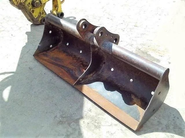 Hitachi EX40, (2000), 4600 heures + 3 Godets - occasion - photo 7