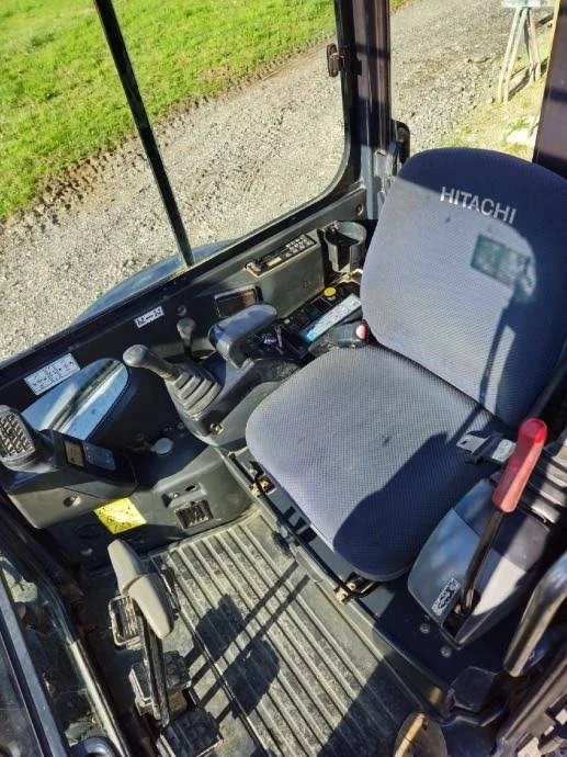 Hitachi ZX35U-2, (2007), 4370 heures, 3.5T - occasion - photo 6