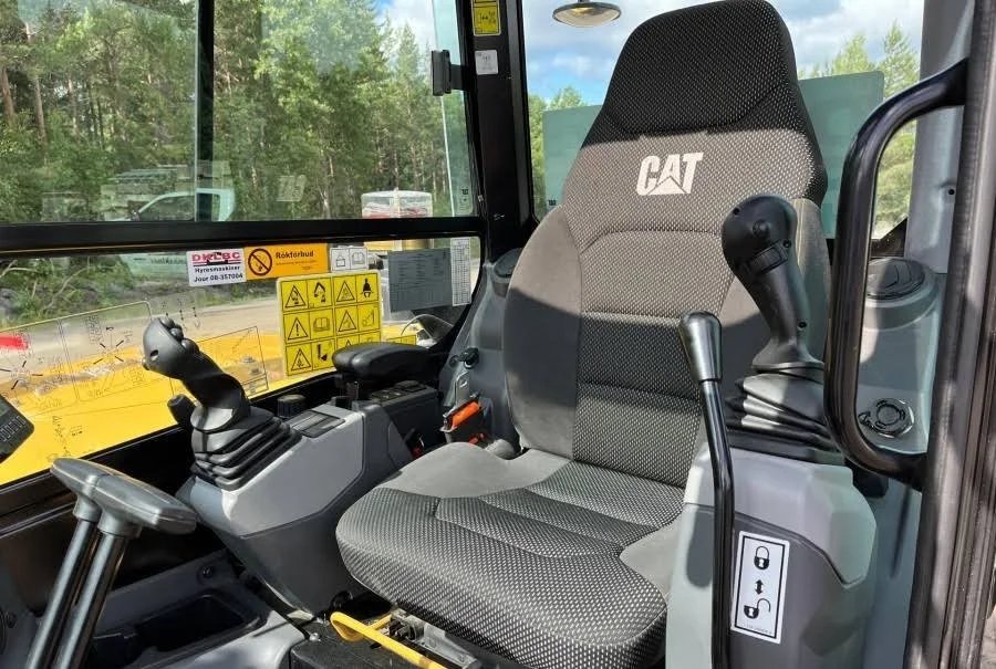Caterpillar 305CR, (2022), 153heures, 5.1T - occasion - photo 2