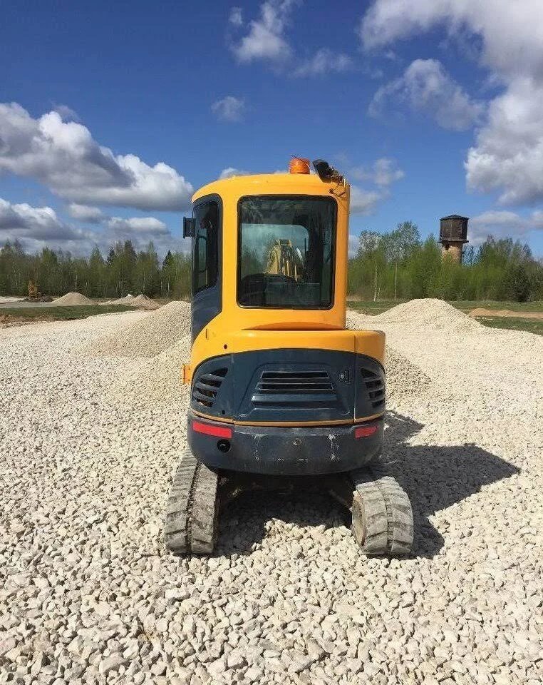 Hyundai Robex 27Z-9, (2011), 5800 heures, 2.8T - occasion - photo 6