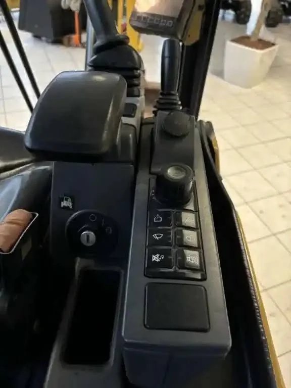 Caterpillar 301.8, (2020), 1039 heures, 2T – occasion - photo 4