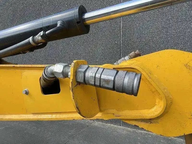 JCB 15 C-1, (2019), 478 heures, 1.5T - occasion - photo 3