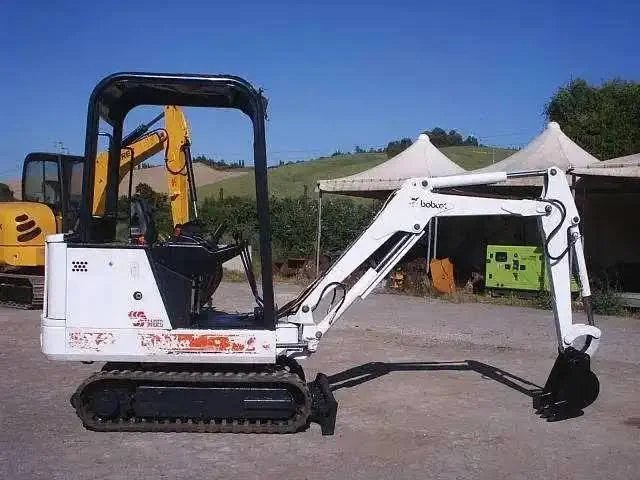 Bobcat E35, (2014), 678 heures, 3.5T - occasion - photo 2