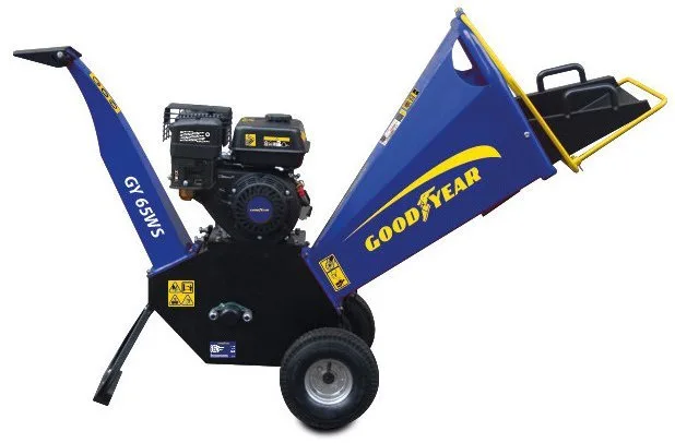 Broyeur thermique good year 6,5cv à rotor pour branches de 10cm maxi