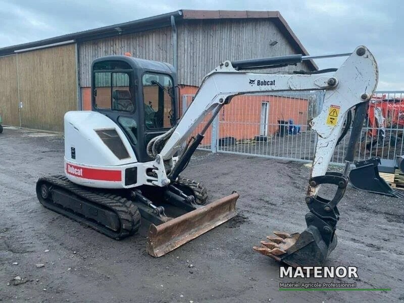 Bobcat 430, (2007), 2462 tuntia, 3,5T - käytetty