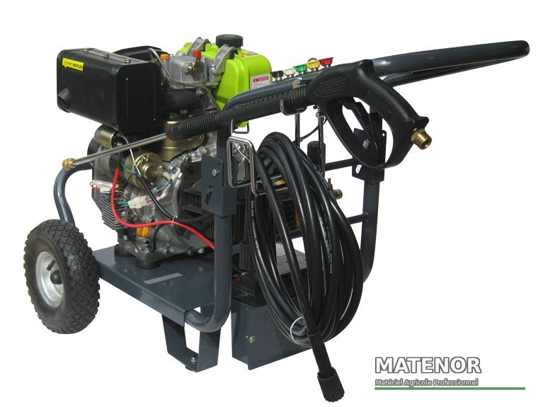 Nettoyeur haute pression diesel 205 bars avec démarrage électrique