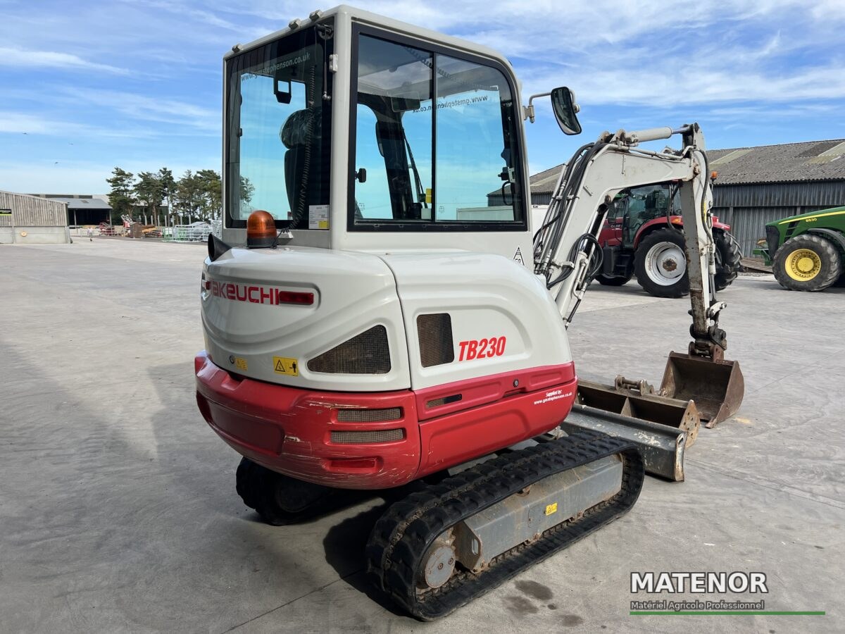 Takeuchi TB230 2020 – Mini Pelle 2,9T avec 2.049h, Moteur Yanmar 18,2 kW - photo 3