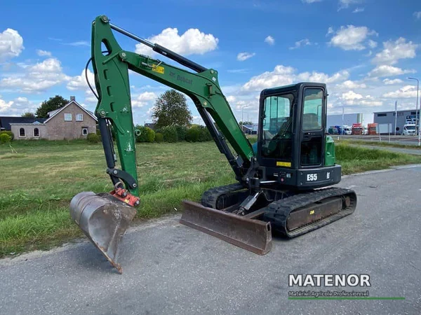 Použité minirypadlo BOBCAT E55 – 5,7T (2012) po generální oprav? se 3 lopatami - photo 6