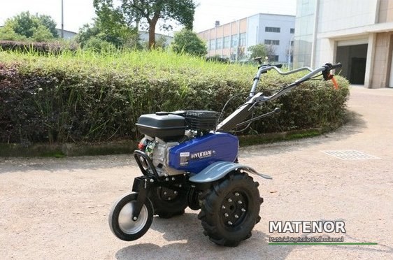 Motoculteur hyundai 6.5cv largeur 1 mètres avec charrue butoir, 6 fraises, roues - photo 3