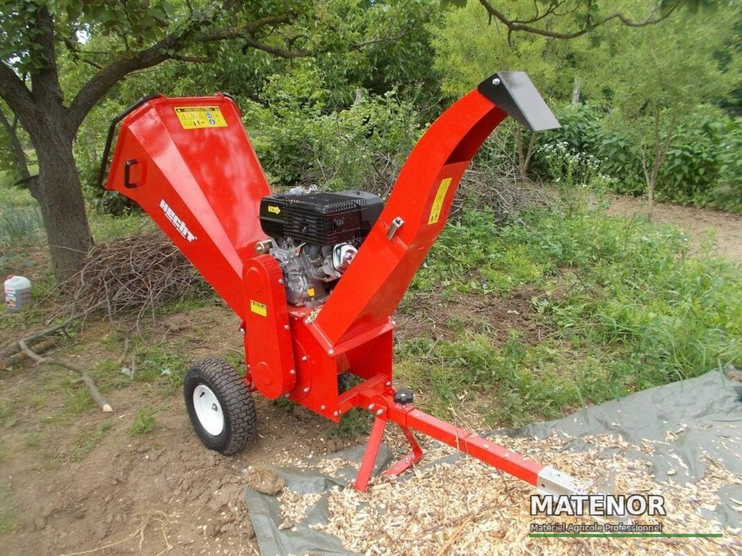 Broyeur de végétaux 420cm3 grand débit à goulotte haute, tractable avec démarrage électrique - photo 2