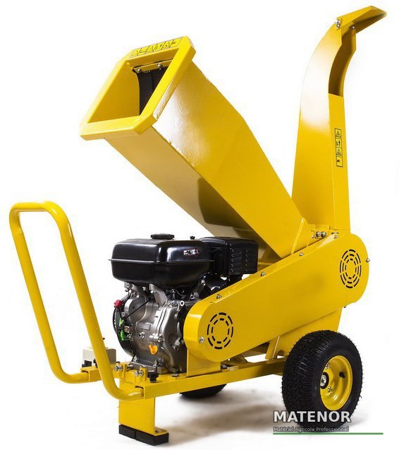 Broyeur de végétaux 9 cv thermique avec moteur 4 temps 270 cc