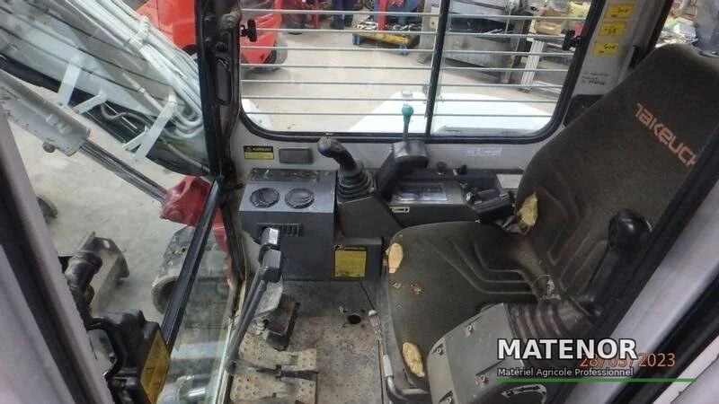 Takeuchi 153 FR, (2008), 5225 heures, 5.6T - occasion - photo 3