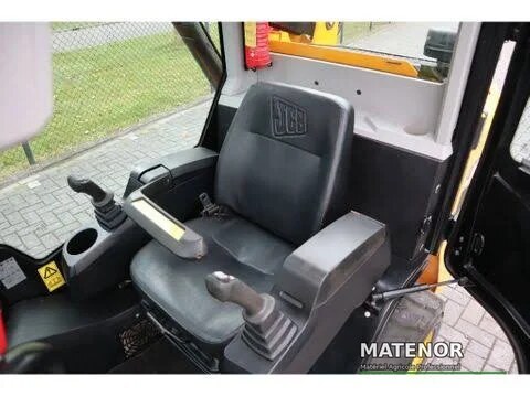 Mini-chargeuse JCB 155 T4 2018 – 3 000 kg, 56 kw - photo 5