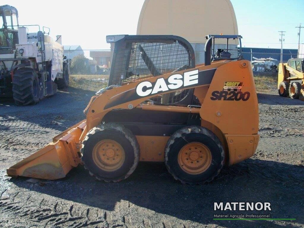 Case SR200 minilæsser – 2011 - photo 4
