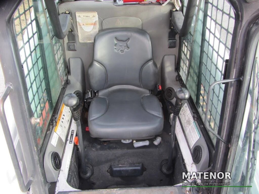 Chargeuse compacte Bobcat S250 – 2010 - photo 3